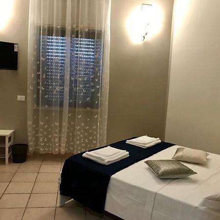 B&B Luminari Рим Екстериор снимка
